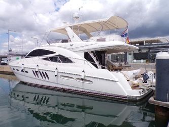 58' Sealine 2005 Yacht For Sale